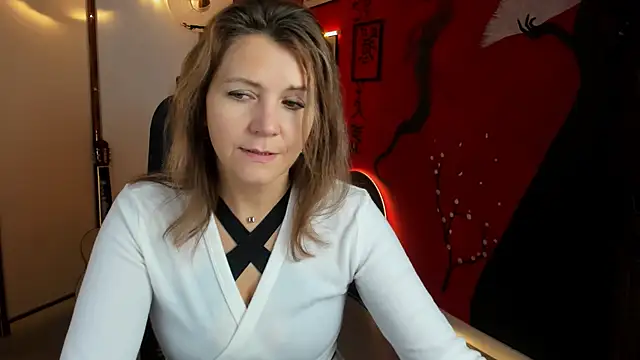 NicoleHitman online show from 10-22-25, 09:20