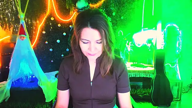 NicoleHitman online show from 02-09-26, 09:13