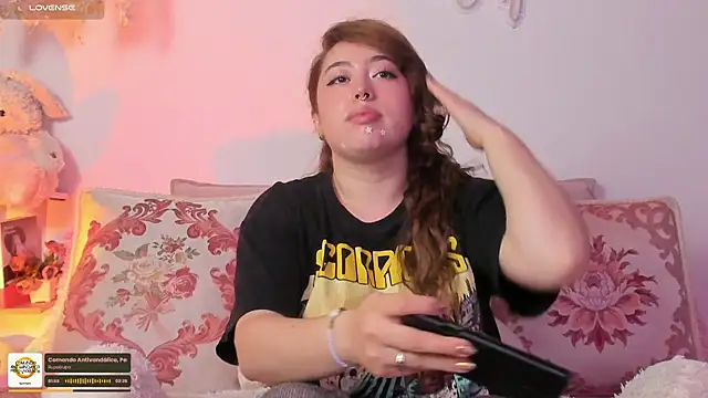 julieta cooper20 online show from 09-30-25, 03:33