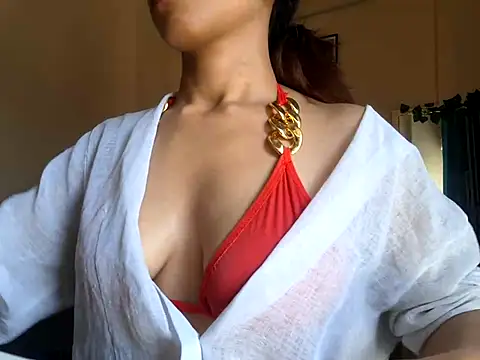 Snapshot of Queen_Ayeshaa chatting on 03-12-25, 06:51 Queen Ayeshaa online show from 03-12-25, 06:51