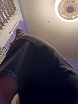 Snapshot of Bigdicklove6966 chatting on 12-14-25, 10:09 Bigdicklove6966 online show from 12-14-25, 10:09