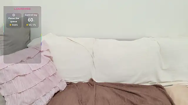 pppYukaqqq online show from 12-23-25, 11:08