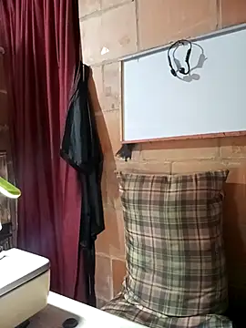 isis milove online show from 02-27-26, 12:16