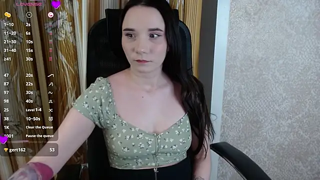 KateForLove online show from 03-05-25, 02:23