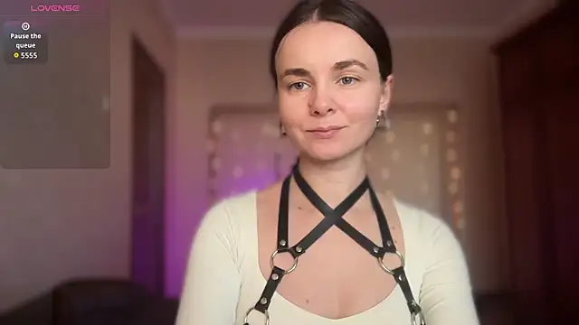 lanaloulou online show from 09-21-25, 01:46