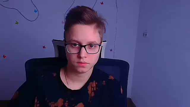 Bella Swannn online show from 03-05-25, 03:29