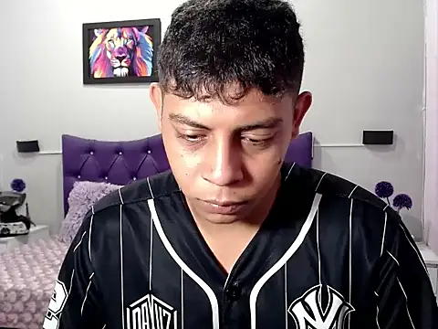 Alejandroo 22 online show from 10-27-25, 02:32