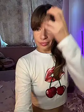 Mary Kiitty online show from 01-12-26, 02:00