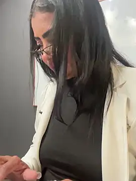 Ariana Rodriguez online show from 03-19-25, 02:24