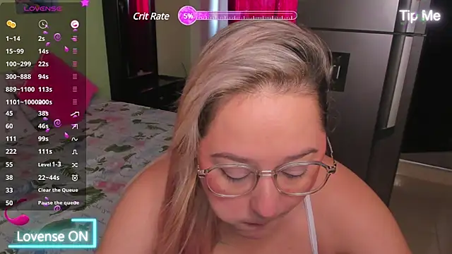 Snapshot of Shaday_sm1th chatting on 02-02-25, 02:56 Shaday sm1th online show from 02-02-25, 02:56