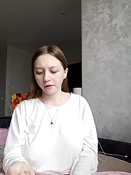 Snapshot of Bonechka chatting on 10-17-25, 07:33 Bonechka online show from 10-17-25, 07:33