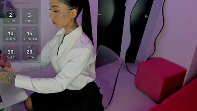 Dani Valen online show from 03-18-25, 11:31