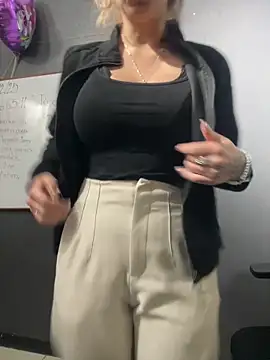 Isabella Varella online show from 01-07-26, 12:40