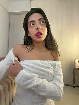 ZaraLuuv online show from 03-21-26, 06:11