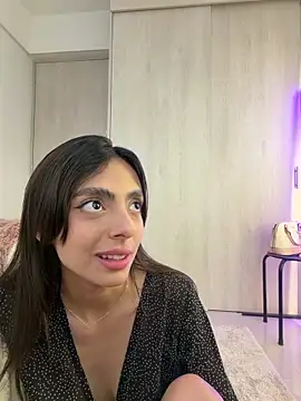 ZaraLuuv online show from 04-25-26, 06:16