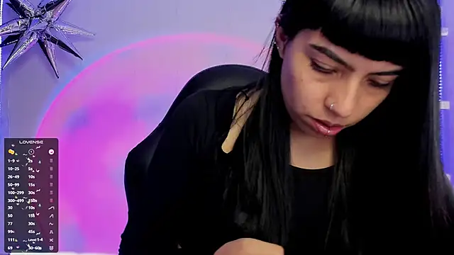 Snapshot of Saraa_Desiree chatting on 03-06-25, 09:53 Saraa Desiree online show from 03-06-25, 09:53