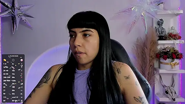 Snapshot of Saraa_Desiree chatting on 03-17-25, 08:09 Saraa Desiree online show from 03-17-25, 08:09