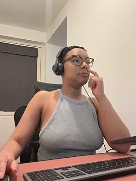 Melia Rayne online show from 02-09-26, 12:09