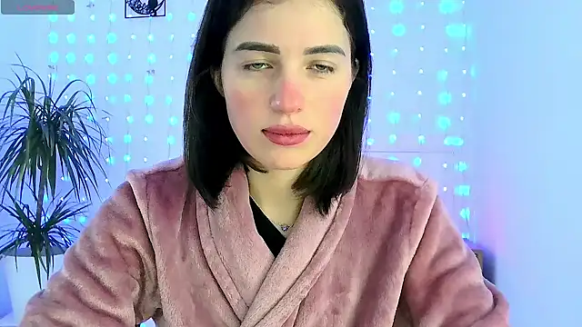 neferutt online show from 11-21-25, 01:10