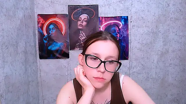 Snapshot of _MiraGold_ chatting on 11-13-25, 03:55 MiraGold online show from 11-13-25, 03:55