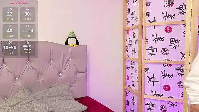 Devil AliceXo online show from 11-25-25, 08:20