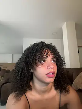 Snapshot of KittyTwerk_2 chatting on 03-11-25, 01:12 KittyTwerk 2 online show from 03-11-25, 01:12