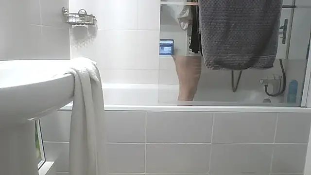 Valentinette online show from 02-19-26, 06:20