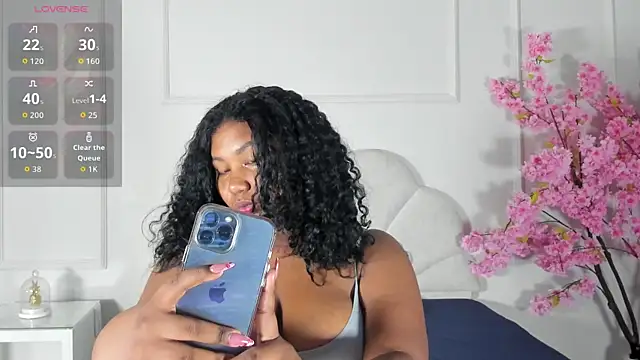 Candaceoweens online show from 10-07-25, 03:47