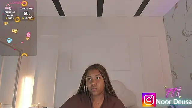 Snapshot of Candaceoweens chatting on 05-24-26, 03:44 Candaceoweens online show from 05-24-26, 03:44