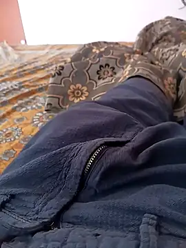 Snapshot of Tn_localboy69 chatting on 03-15-25, 10:35 Tn localboy69 online show from 03-15-25, 10:35