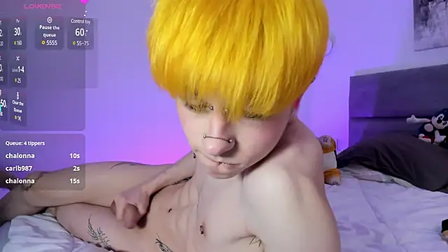 Snapshot of Alex_Vallley chatting on 03-19-25, 10:09 Alex Vallley online show from 03-19-25, 10:09