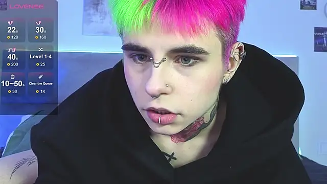 Snapshot of Alex_Vallley chatting on 09-30-25, 10:59 Alex Vallley online show from 09-30-25, 10:59