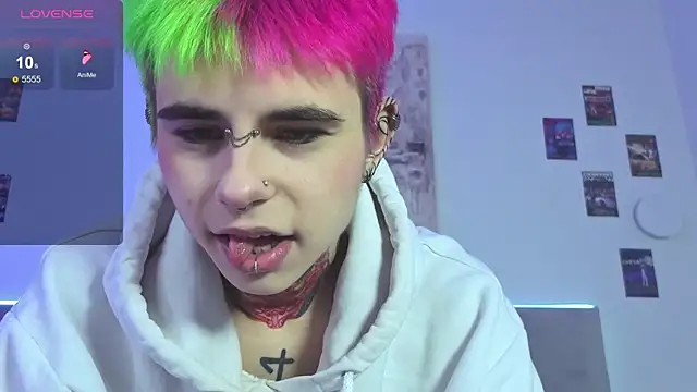 Snapshot of Alex_Vallley chatting on 10-05-25, 09:45 Alex Vallley online show from 10-05-25, 09:45