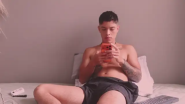 ErosKhaos online show from 01-16-26, 06:56