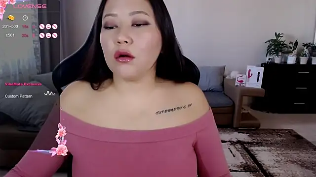 LisaAsianFlower online show from 09-10-25, 03:50