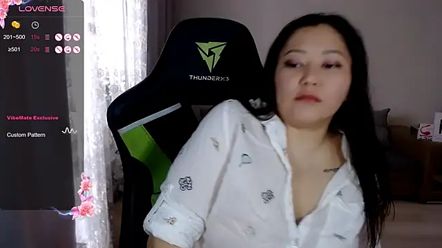 LisaAsianFlower online show from 11-10-25, 06:12