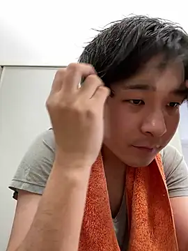 waka3232 online show from 04-21-26, 01:42