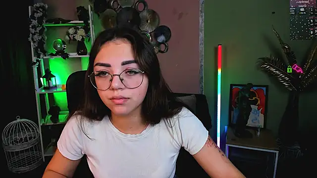 kiki swan online show from 12-03-25, 09:07