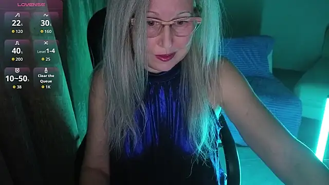 Wane Witch online show from 11-28-25, 06:32