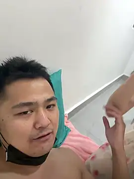 Snapshot of TOP_yoyo chatting on 03-15-25, 08:21 TOP yoyo online show from 03-15-25, 08:21