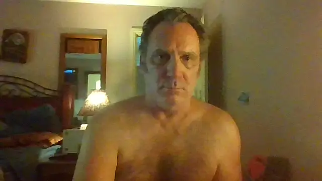 Snapshot of HunkofRock chatting on 05-30-26, 05:21 HunkofRock online show from 05-30-26, 05:21