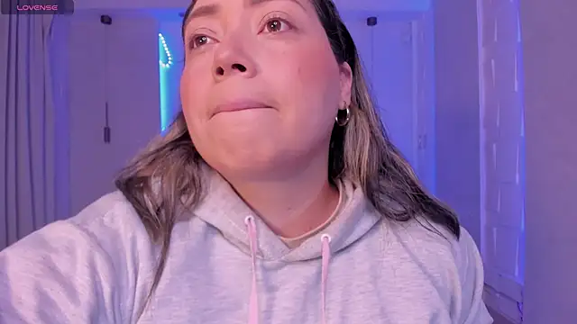 heidy johns online show from 10-30-25, 03:19