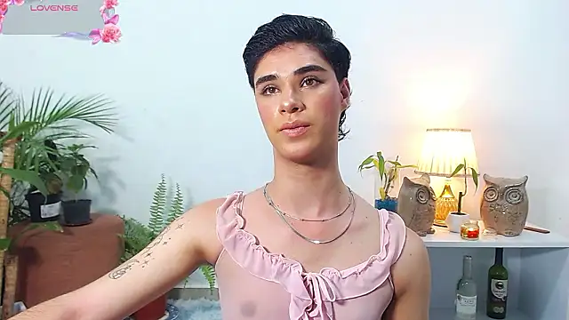 juanes puthee online show from 03-13-26, 04:08