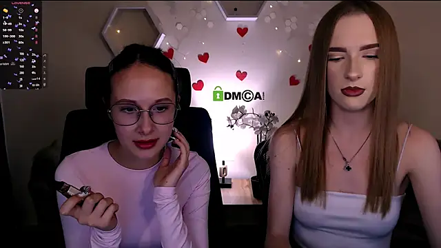 Snapshot of mona_cloud chatting on 10-04-25, 07:23 mona cloud online show from 10-04-25, 07:23