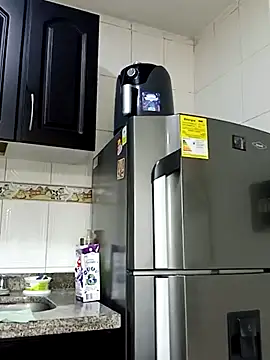 Snapshot of victoria_wayne chatting on 03-12-25, 06:22 victoria wayne online show from 03-12-25, 06:22