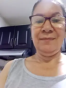 Snapshot of victoria_wayne chatting on 10-13-25, 09:42 victoria wayne online show from 10-13-25, 09:42