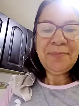 Snapshot of victoria_wayne chatting on 10-26-25, 10:21 victoria wayne online show from 10-26-25, 10:21