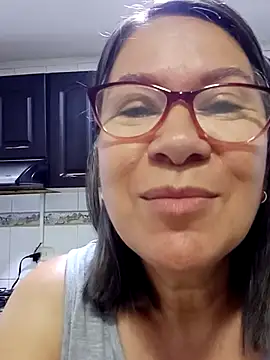 Snapshot of victoria_wayne chatting on 10-30-25, 10:16 victoria wayne online show from 10-30-25, 10:16