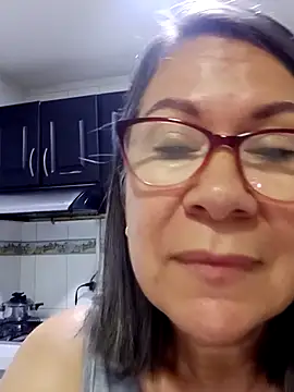 Snapshot of victoria_wayne chatting on 11-05-25, 10:04 victoria wayne online show from 11-05-25, 10:04