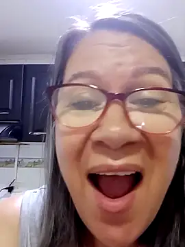 Snapshot of victoria_wayne chatting on 11-06-25, 10:05 victoria wayne online show from 11-06-25, 10:05